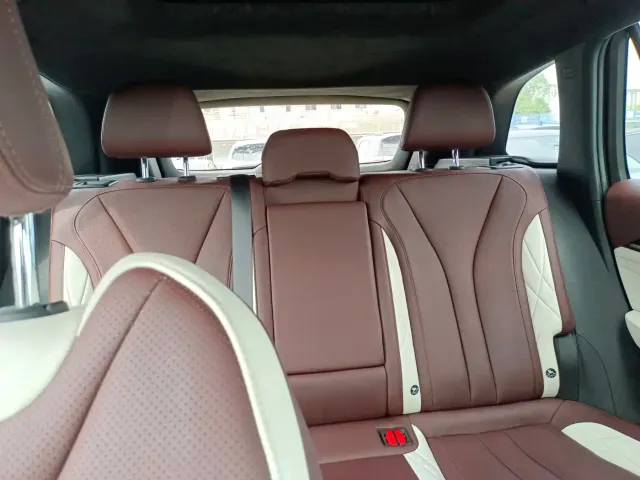 Geely Xingyue L — Фото автомобиля 13