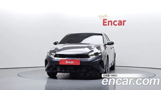 Kia K3 Новый K3 2 поколение — Фото автомобиля 3