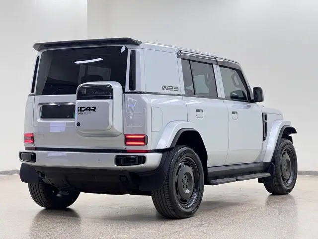 iCAR V23 — Фото автомобиля 6