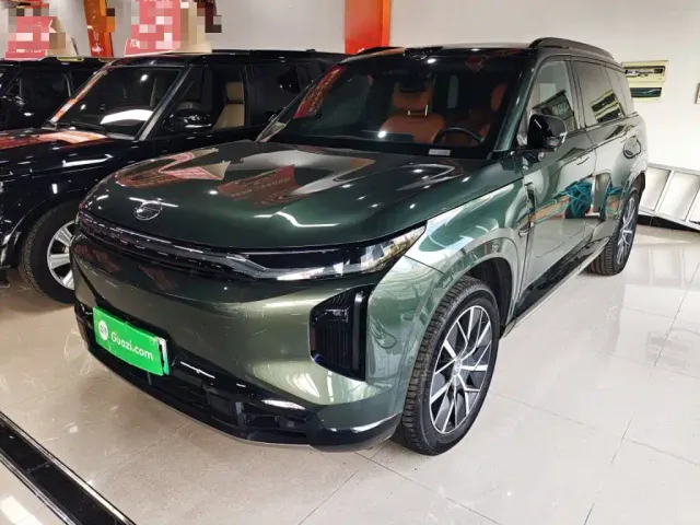 Фотография автомобиля — GAC Trumpchi Xiangwang S7