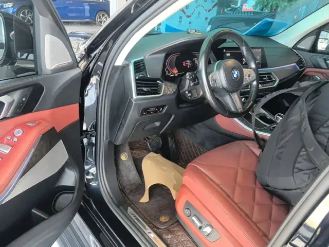 BMW X5 — Фото автомобиля 11