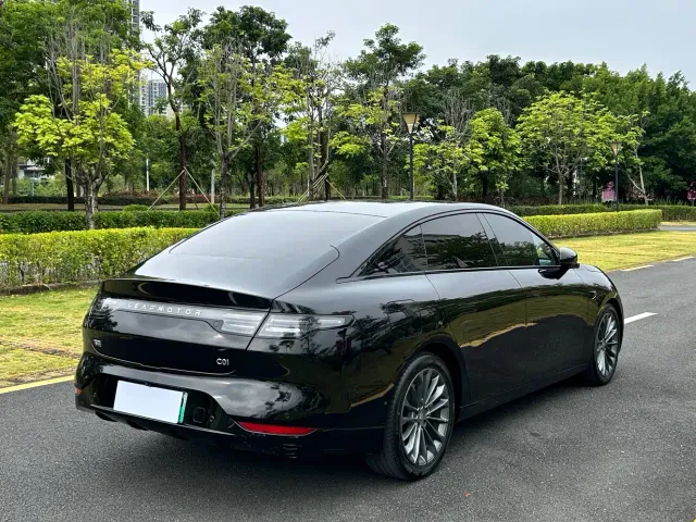 Leapmotor C01 — Фото автомобиля 9