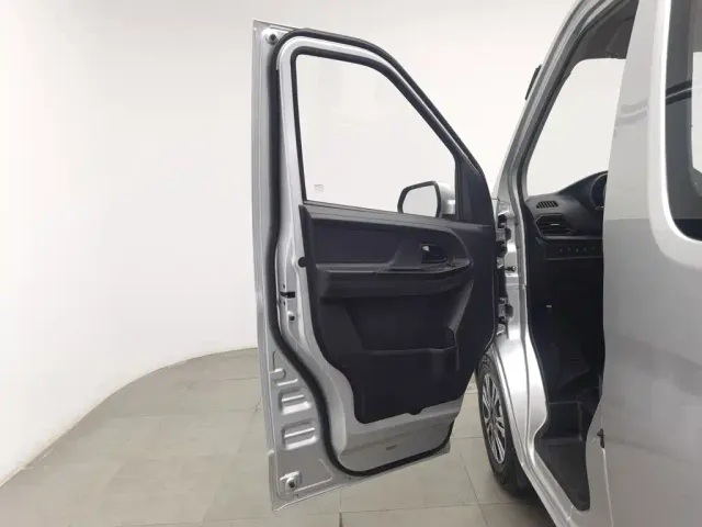 Changan Ruixing EM80 — Фото автомобиля 8