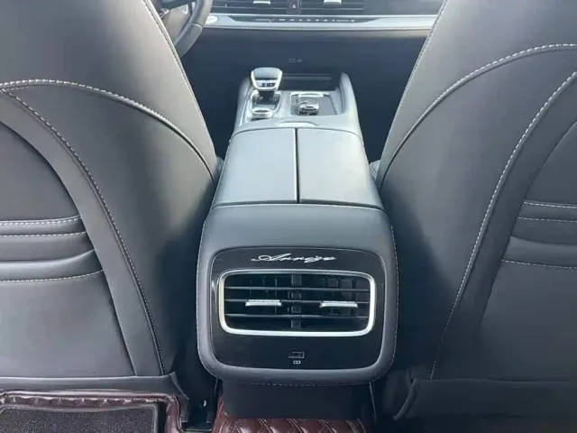 Chery Arrizo 8 — Фото автомобиля 7