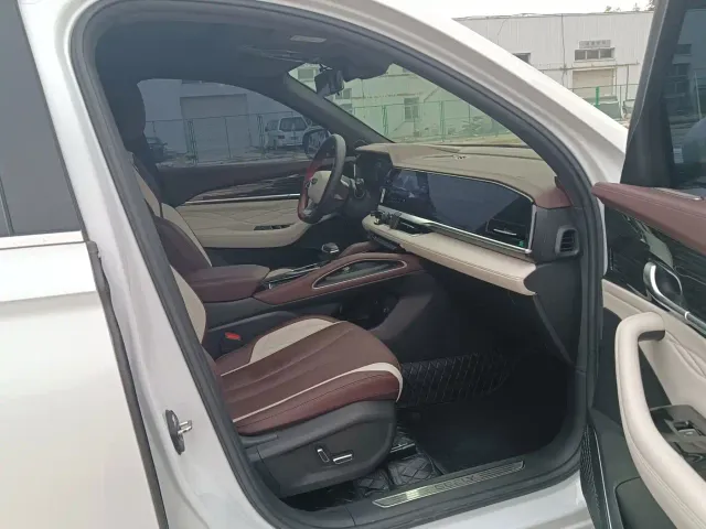 Geely Xingyue L — Фото автомобиля 10