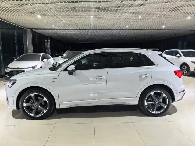 Audi Q3 — Фото автомобиля 6