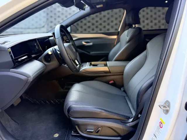 BYD Qin L — Фото автомобиля 8