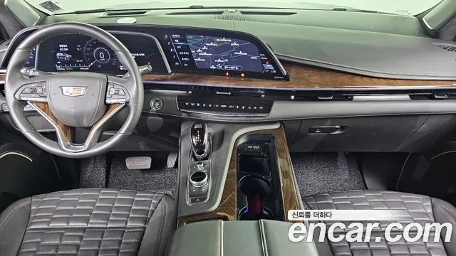 Cadillac Escalade — Фото автомобиля 7