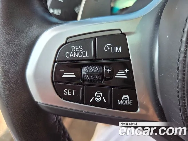 BMW 5 Series G30 — Фото автомобиля 16