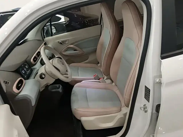 Leapmotor T03 — Фото автомобиля 14