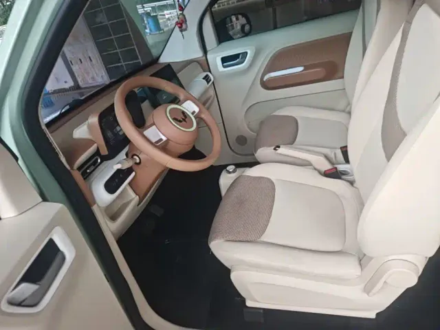 Wuling Hongguang Mini EV — Фото автомобиля 14