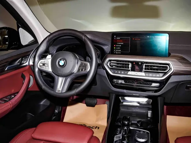 BMW X3 — Фото автомобиля 30