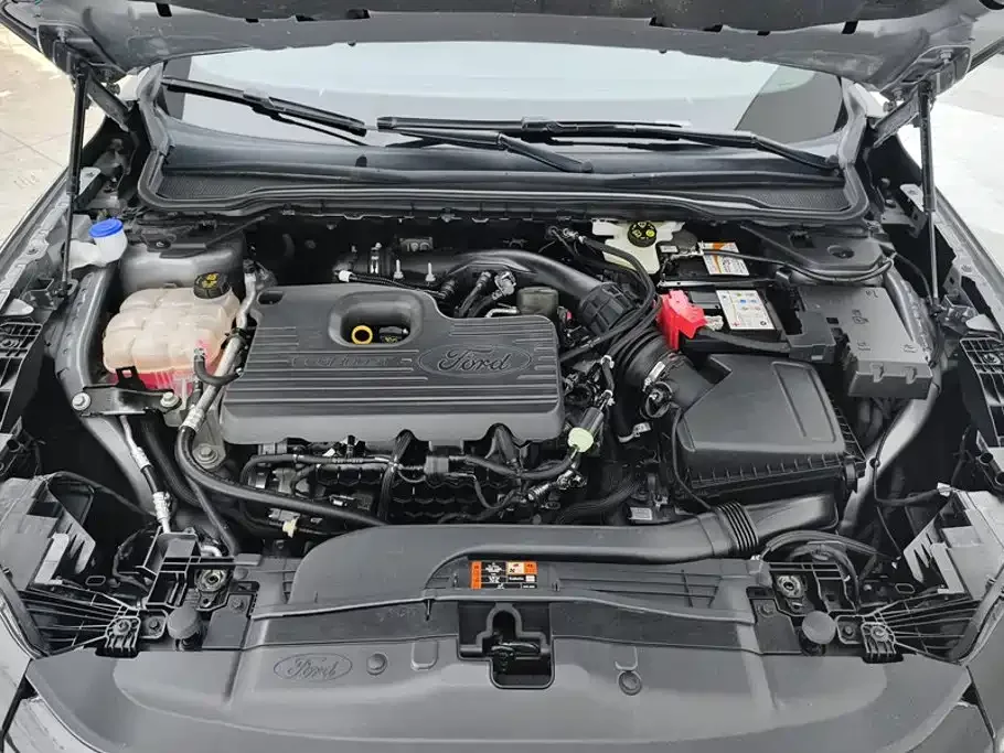 Ford Mondeo 2022 EcoBoost 245 Premium — Фото автомобиля 10