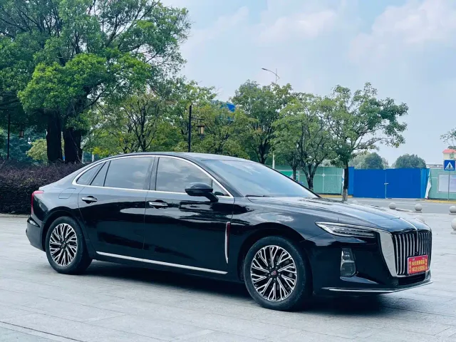Hongqi H5 — Фото автомобиля 3