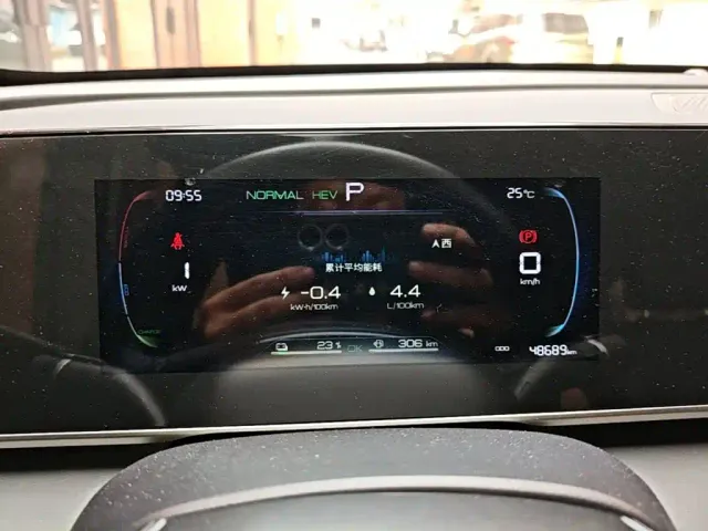 BYD Qin L — Фото автомобиля 11