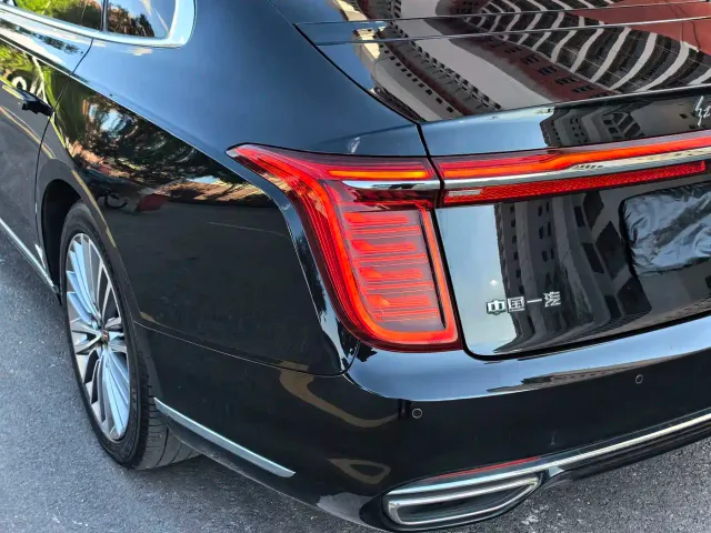 Hongqi H9 — Фото автомобиля 14