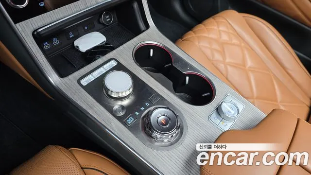Genesis GV80 — Фото автомобиля 9