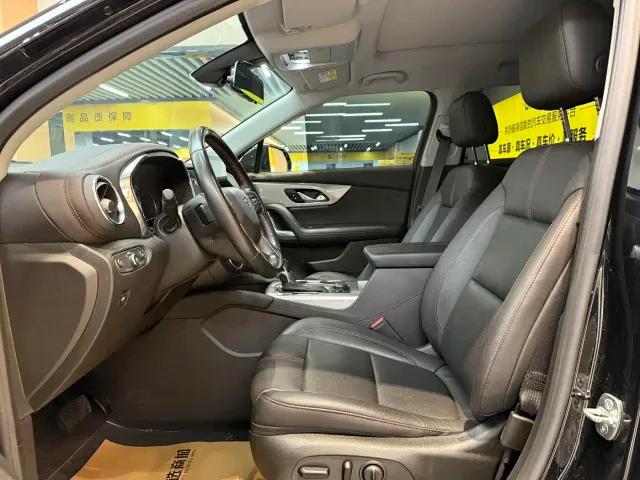 Chevrolet Trailblazer — Фото автомобиля 7