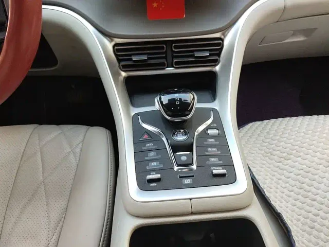 BYD Song Pro — Фото автомобиля 6