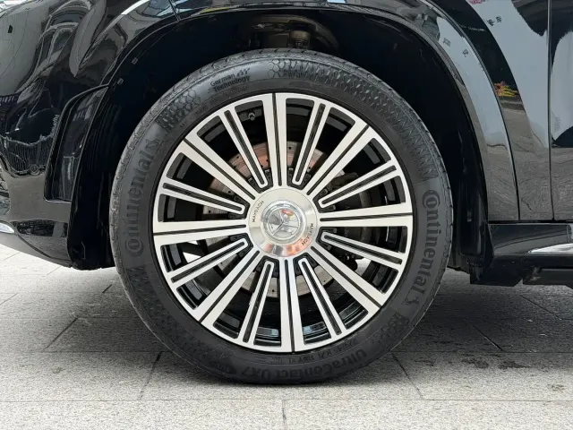 Mercedes-Benz GLS-Class — Фото автомобиля 16