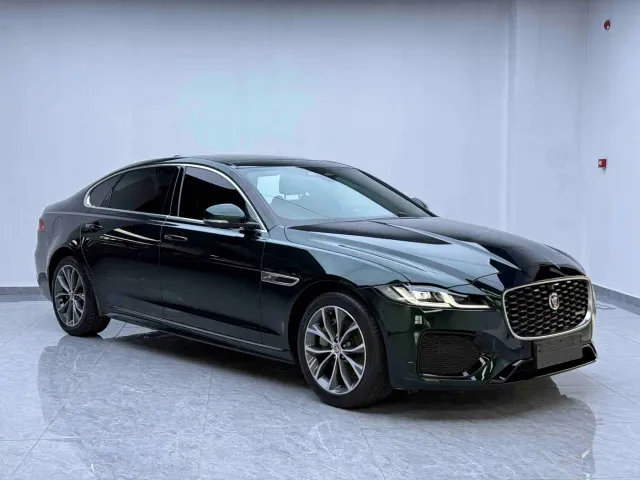 Jaguar XFL — Фото автомобиля 3