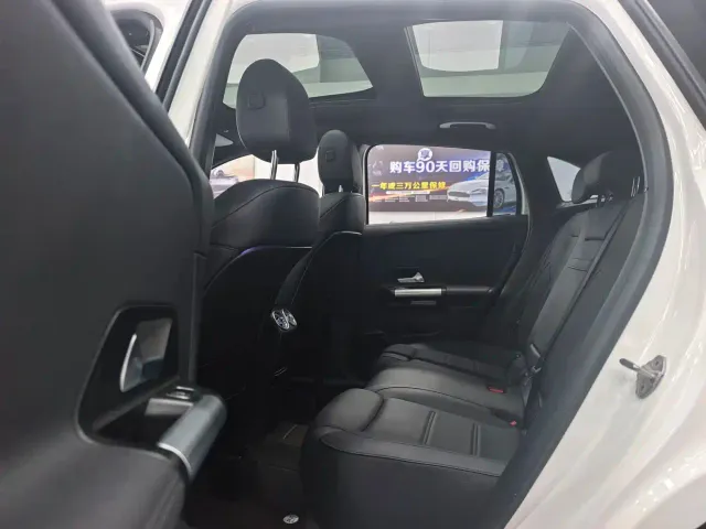 Mercedes-Benz Mercedes-Benz GLA 2023 GLA 200 — Фото автомобиля 14