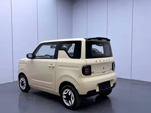 Geely Panda — Фото автомобиля 6
