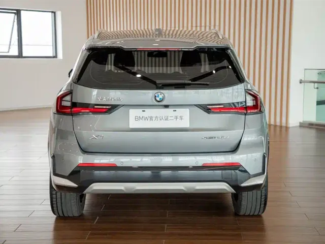 BMW X1 — Фото автомобиля 7