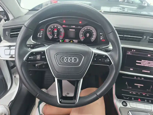Audi A6L — Фото автомобиля 16