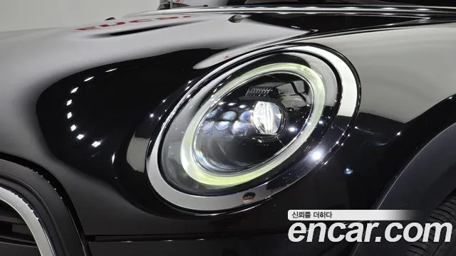 Mini Cooper Cooper 5 дверей Classic — Фото автомобиля 22