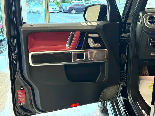 Mercedes-Benz G-Class — Фото автомобиля 6