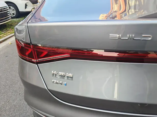 BYD Qin PLUS — Фото автомобиля 11