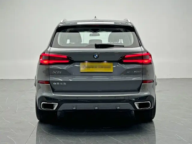 BMW X5 — Фото автомобиля 5