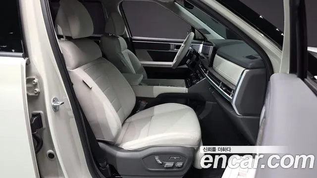 Hyundai Santafe Santa Fe (MX5) Бензин 2.5T 2WD — Фото автомобиля 24