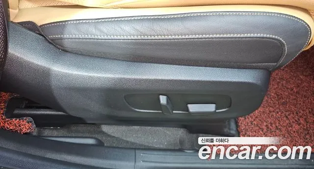 Kia Carnival Generation 4 — Фото автомобиля 13