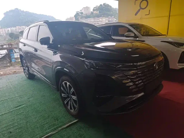 Changan CS75 Plus — Фото автомобиля 3