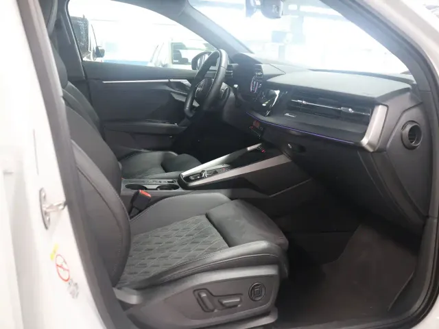 Audi Audi A3 2022 A3L Limousine 35 TFSI Luxury Sport — Фото автомобиля 11