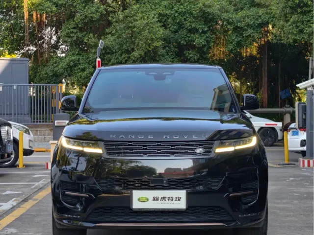 Land Rover Range Rover Sport — Фото автомобиля 2