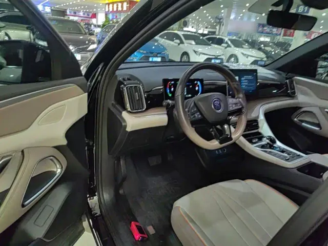 BYD Song Pro — Фото автомобиля 15