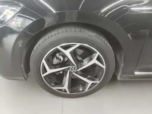 Volkswagen Passat — Фото автомобиля 22