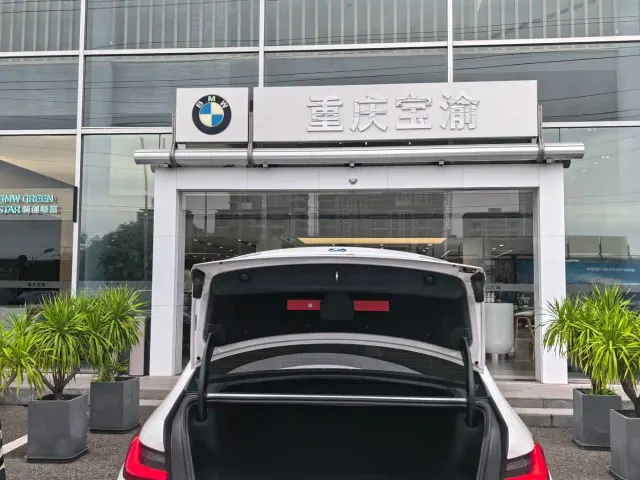 BMW i3 — Фото автомобиля 16
