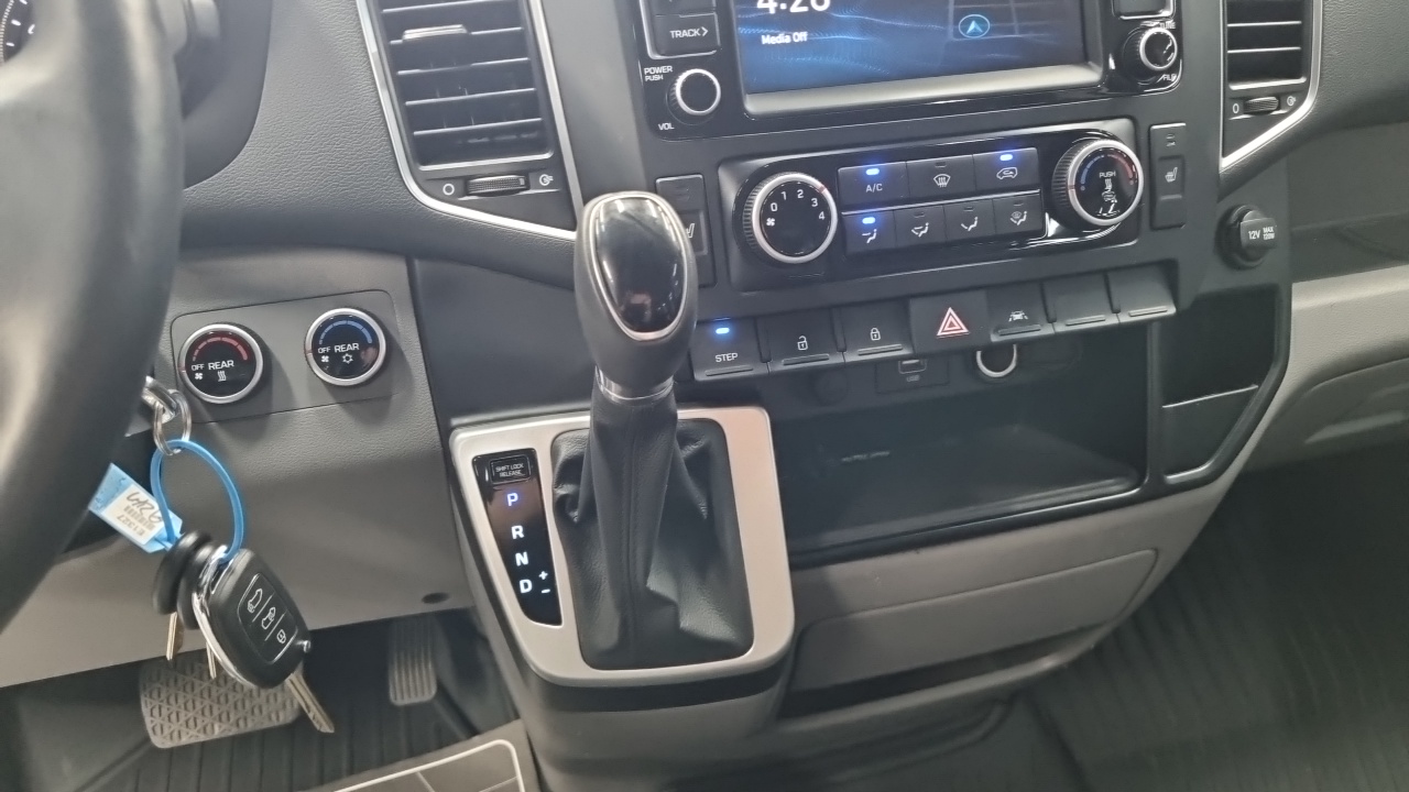 Hyundai Solati Solati 15 мест — Фото автомобиля 9