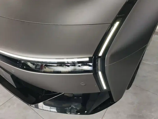 Xpeng P7 — Фото автомобиля 23