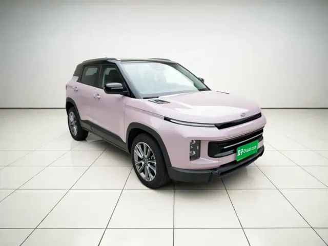 Geely ICON — Фото автомобиля 3