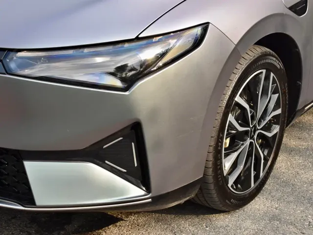 Xpeng P5 — Фото автомобиля 6