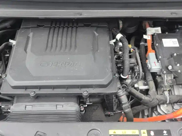 GAC Trumpchi M8 — Фото автомобиля 10