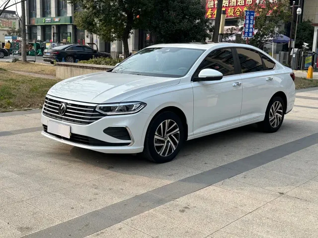 Фотография автомобиля — Volkswagen Lavida