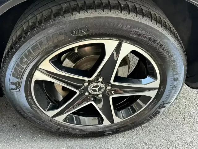 Mercedes-Benz GLE-Class — Фото автомобиля 8