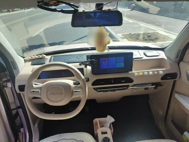 Geely Panda — Фото автомобиля 5