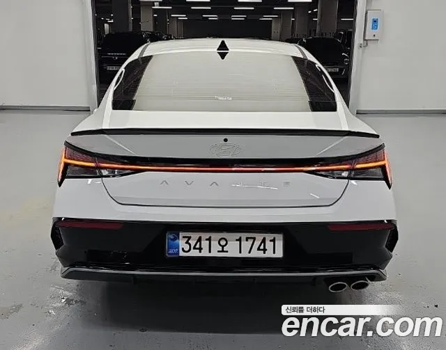 Hyundai Avante CN7 — Фото автомобиля 3